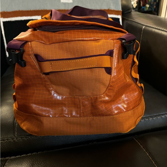 Patagonia Black Hole 45L duffel backpack - Picture 4 of 9